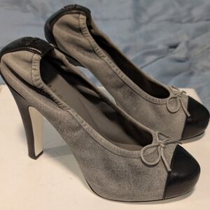 CHANEL Rue Cambon Platform Pumps W/ CC Logo Cap Toe Black/Gray Leather 37